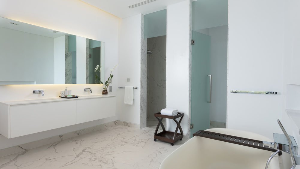 Malaiwana Duplex - Master bathroom two